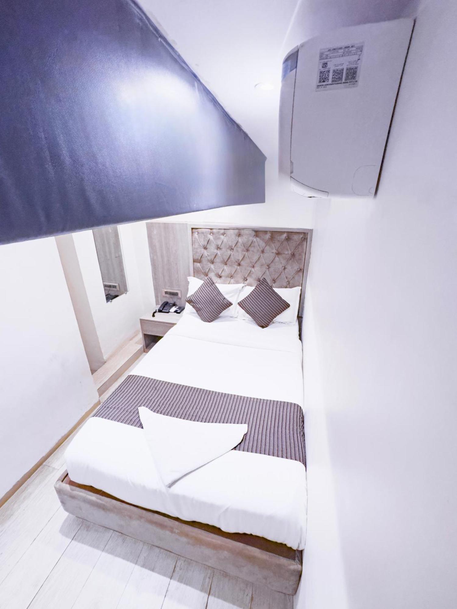 Hotel Winton Mumbai  Buitenkant foto