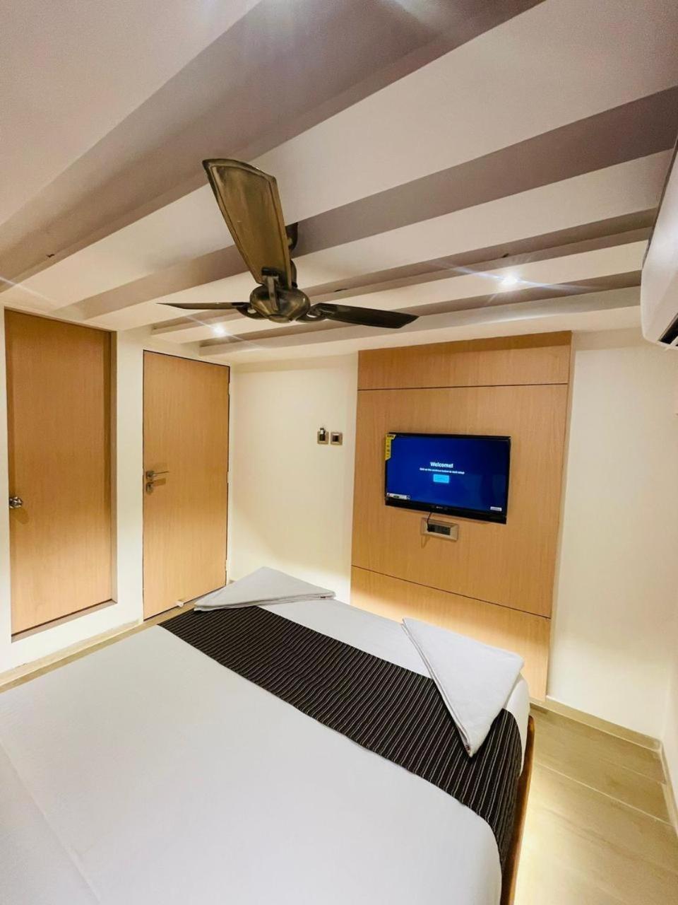 Hotel Winton Mumbai  Buitenkant foto